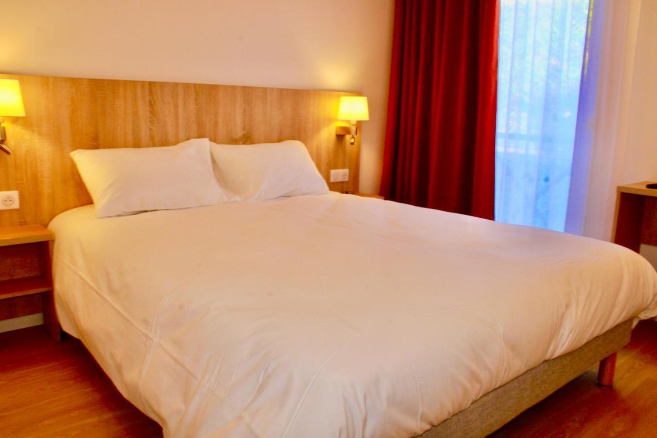 Hotel Aux Lys De Chablis Zewnętrze zdjęcie