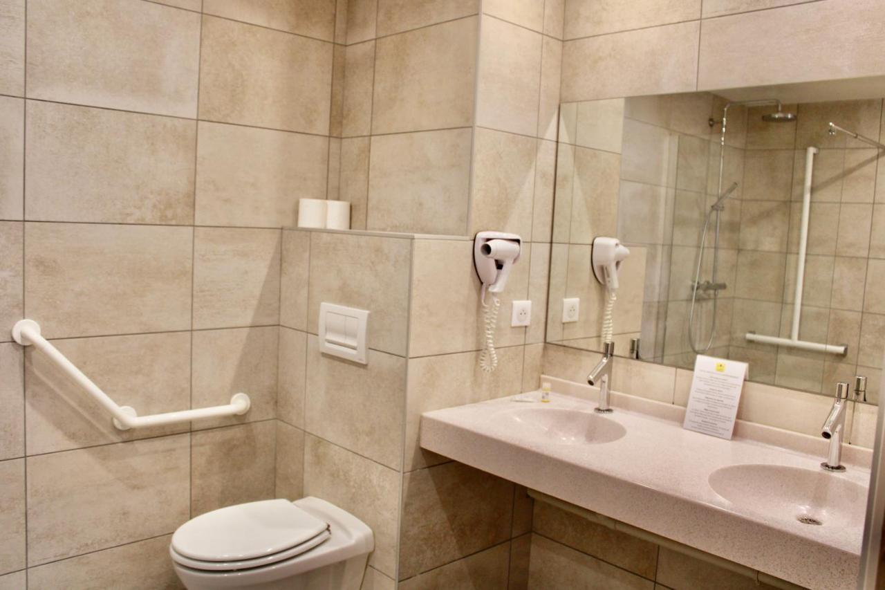 Hotel Aux Lys De Chablis Zewnętrze zdjęcie